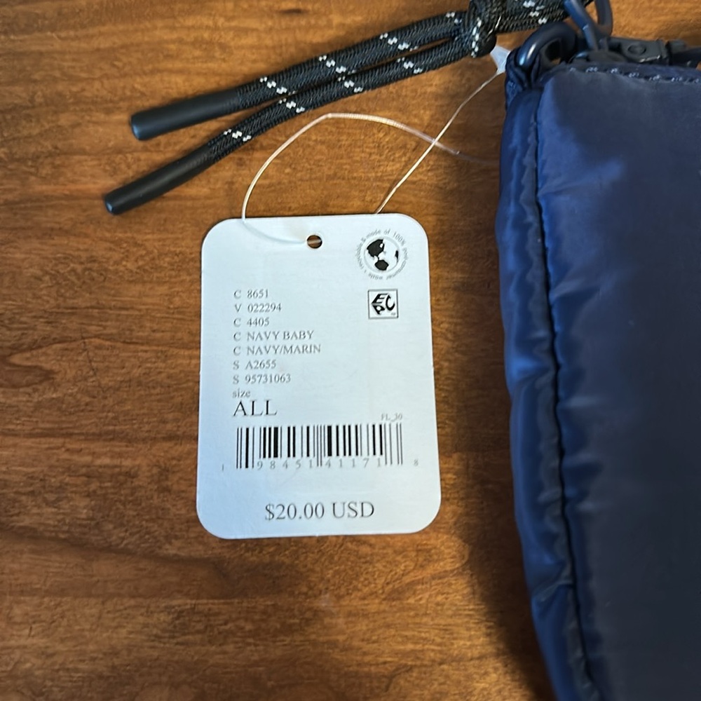 Free People Movement Navy Micro Buti Pouch NWT - Picture 9 of 13